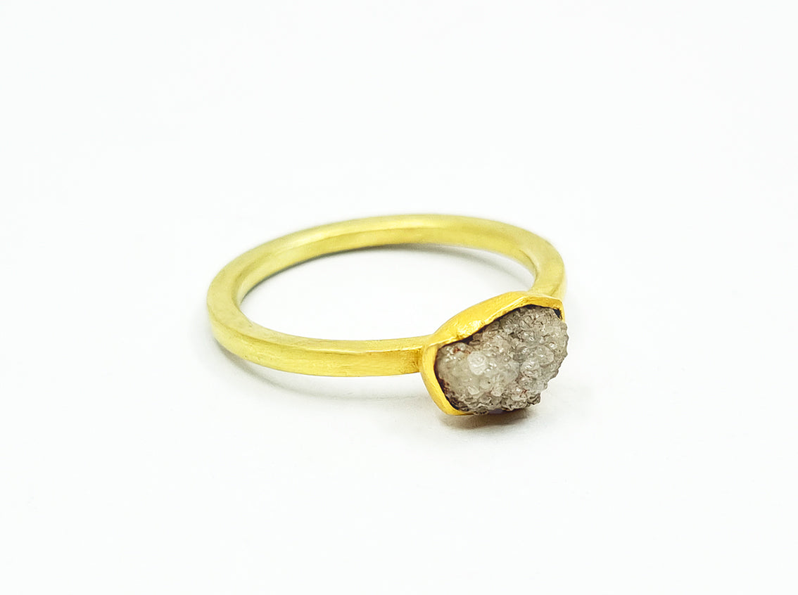 2 ct Rohdiamant Ring in Gold