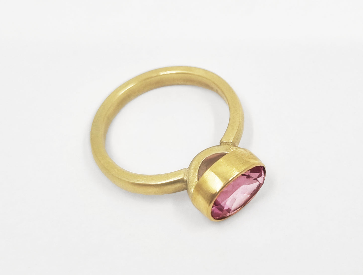 Morganit-Ring in Gold