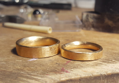 585er Roségold recycled, grob gefeilt