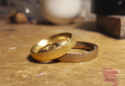 585er Weißgold und Gelbgold, gegossen mit Säge Struktur