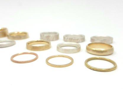 Musterringe in Silber und Gold