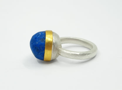 Lapis Lazuli ring in silver with 900 gold setting