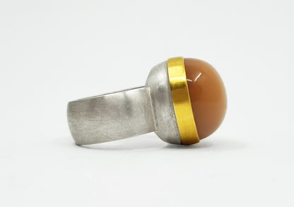 Unique handmade ring made of 925 silver with 900 gold setting and 14mm round Indian moonstone