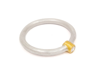 2,7 mm Brillant in Gold und Silber