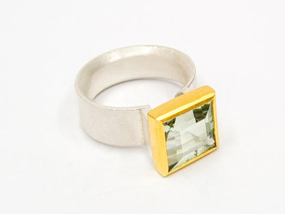 Prehnit Ring in Gold und Silber