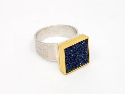 Onyx Kristall Ring in Gold und Silber