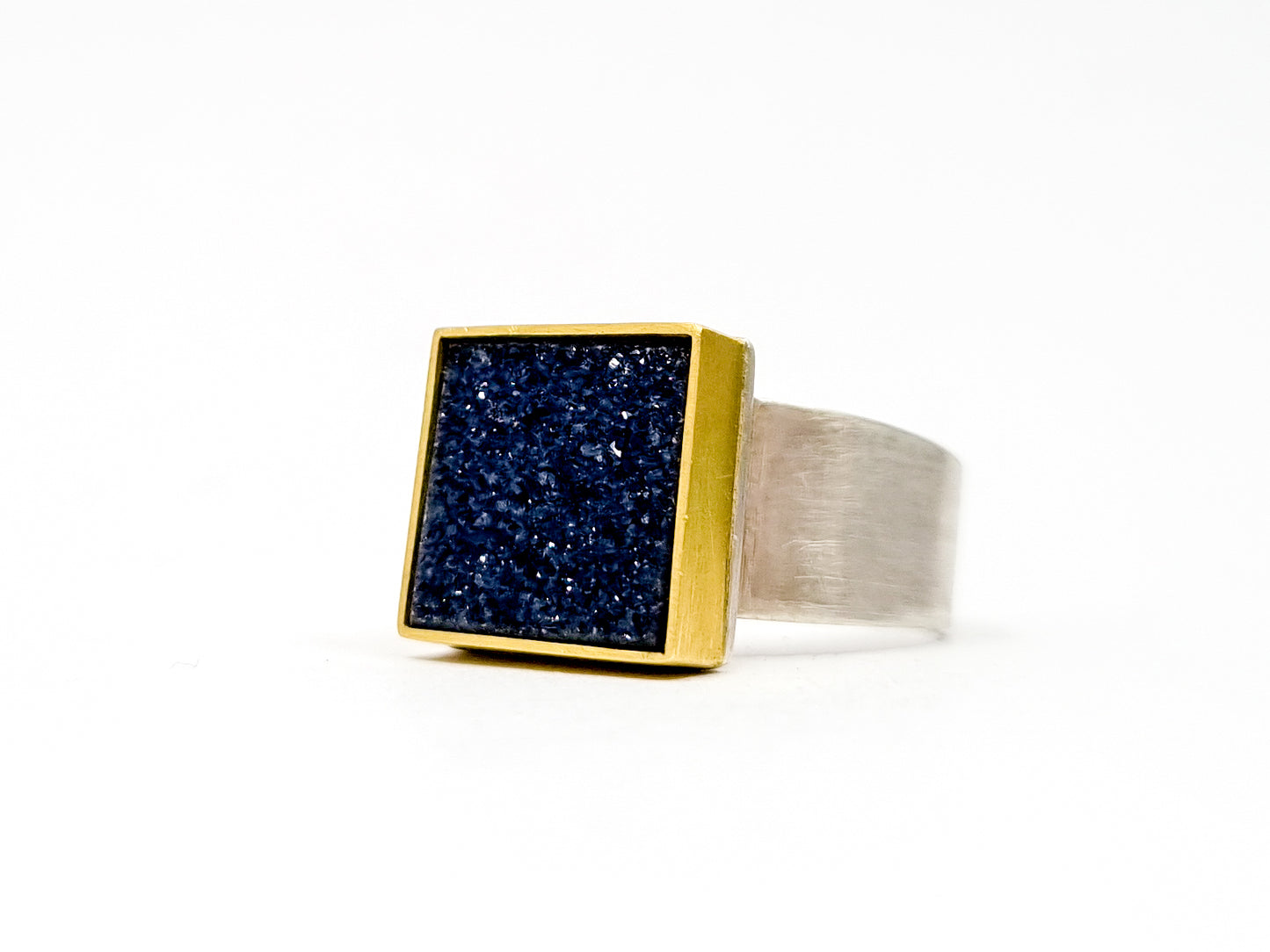 Onyx Kristall Ring in Gold und Silber