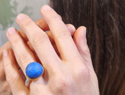 Lapis Lazuli ring in silver with 900 gold setting